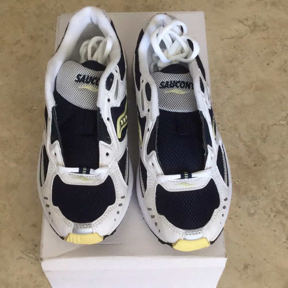 Women’s shoes